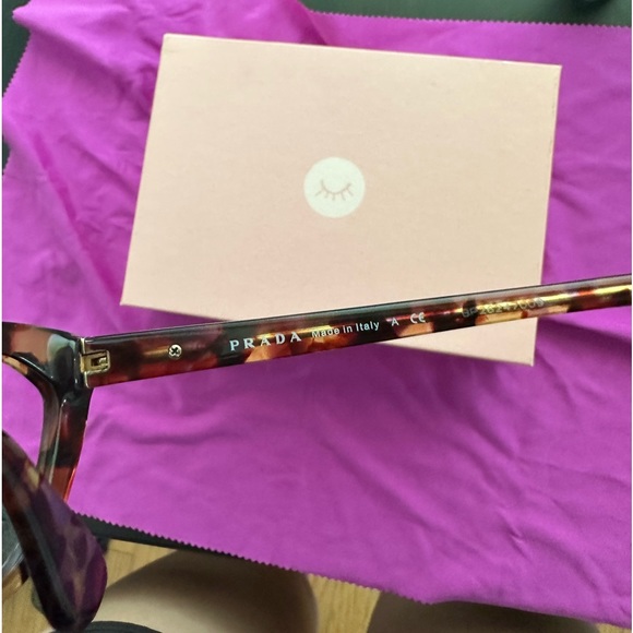 Prada eyeglasses! - Picture 3 of 4